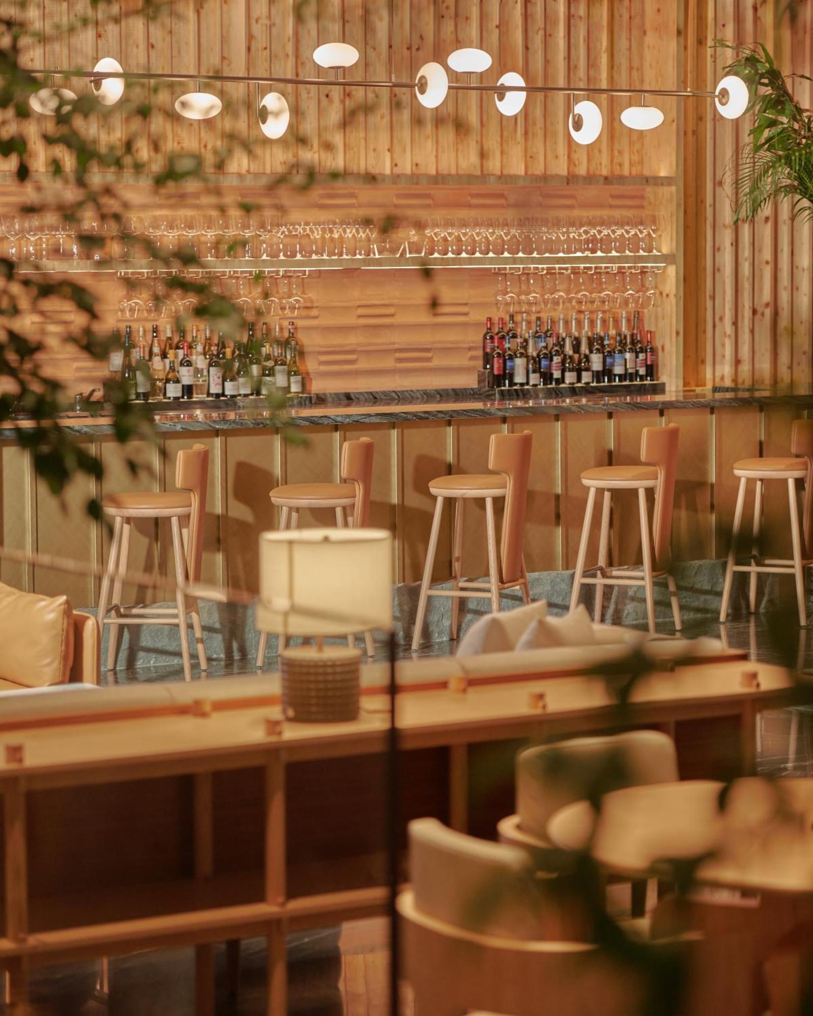 Amara - Newly Renovated Khách sạn